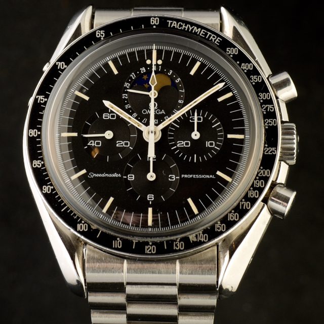 omega speedmaster moonphase professional