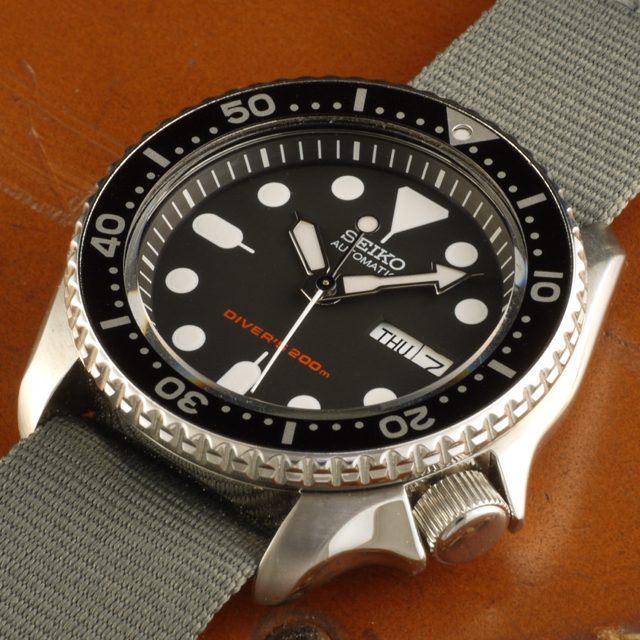 seiko skx007 automatic professional diver 200 meter