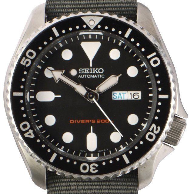 Arriba 41+ imagen 1996 seiko skx007